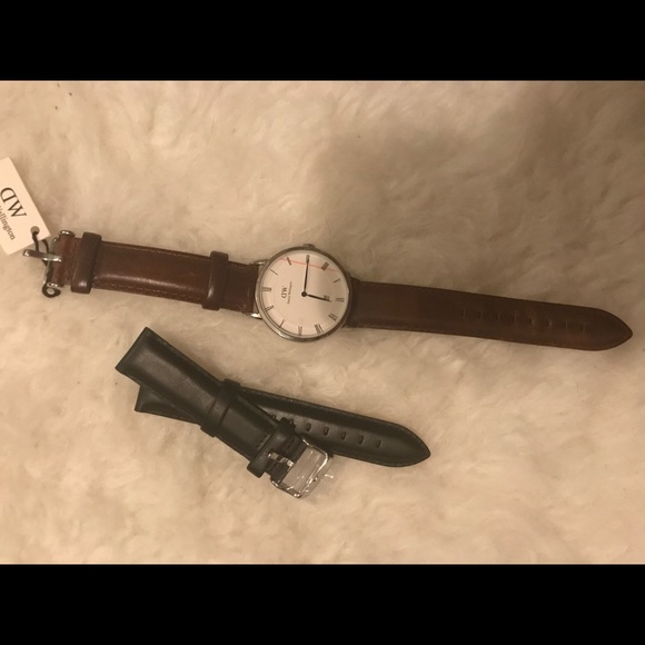 Daniel Wellington Watch - Picture 6 of 8